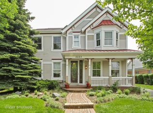 2223 Thistle Rd, Glenview, IL 60026