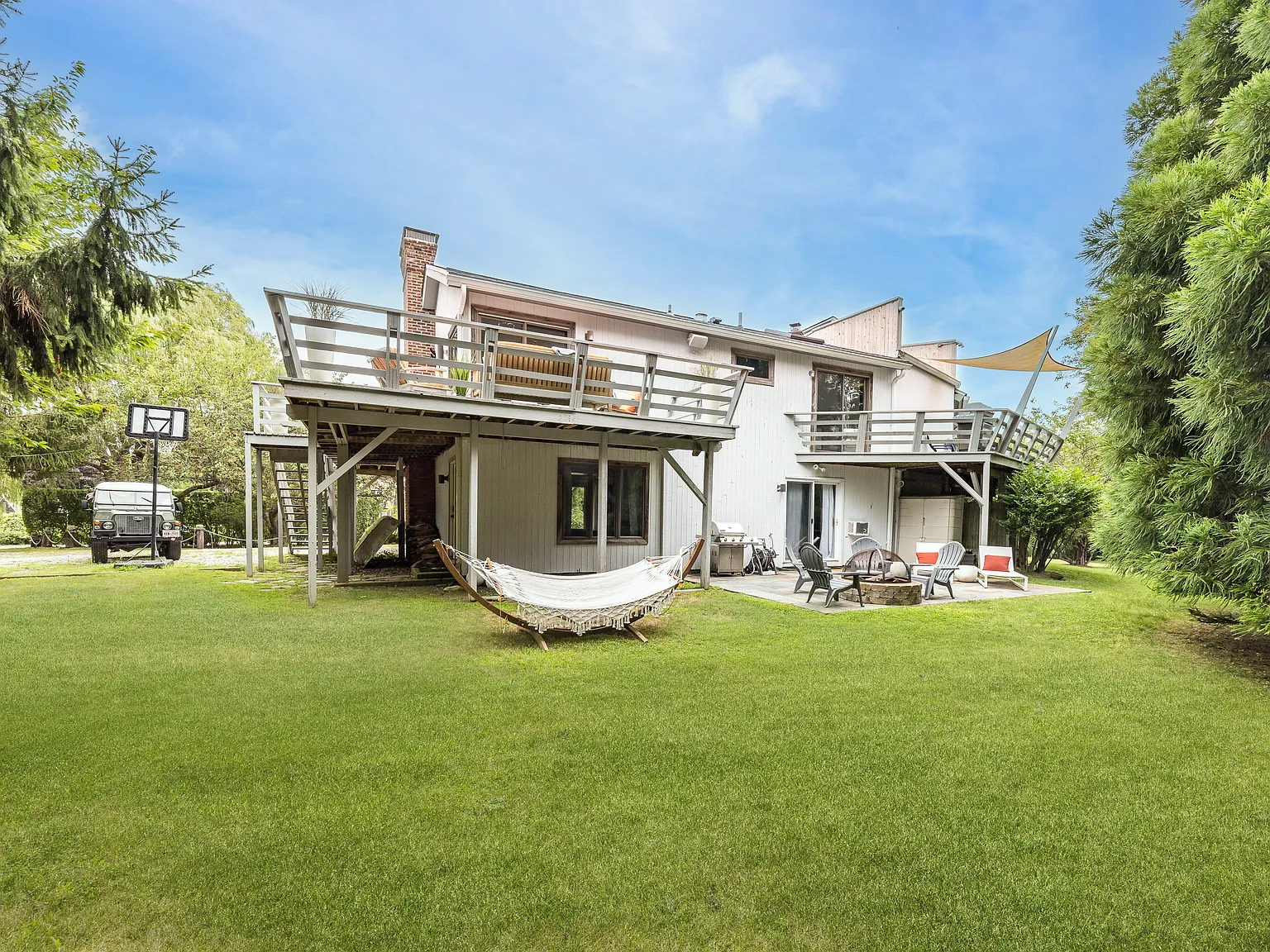 Montauk Retreat with Lake Views — Photo 1