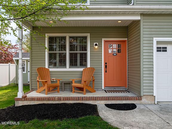 3rd image of 133 Maplewood Avenue