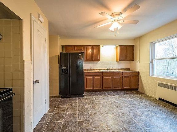4th image of 6265 Rogers Park Pl