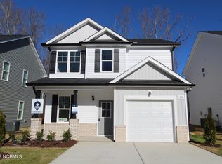 136 Shore Ct, Smithfield, NC 27577