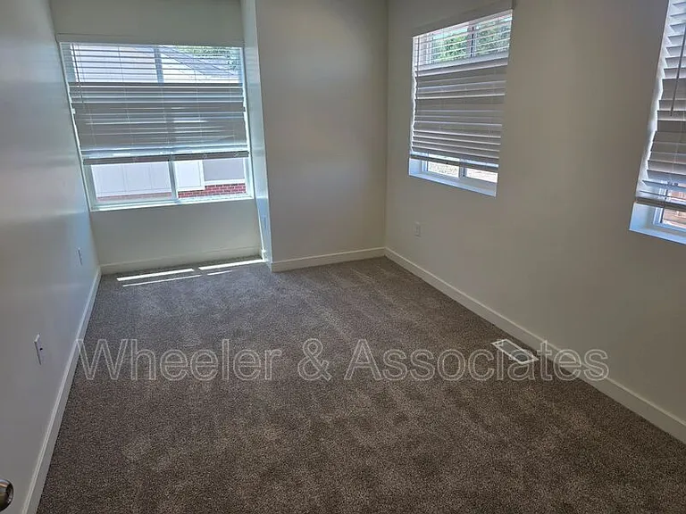 460 W 1080 S — Photo 20