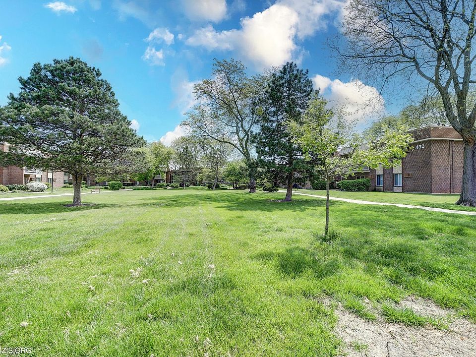 2nd image of 461 N Jonathan Dr APT 204