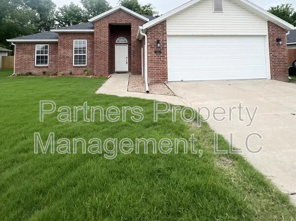 1257 Fox Run Ln, Elkins, AR 72727