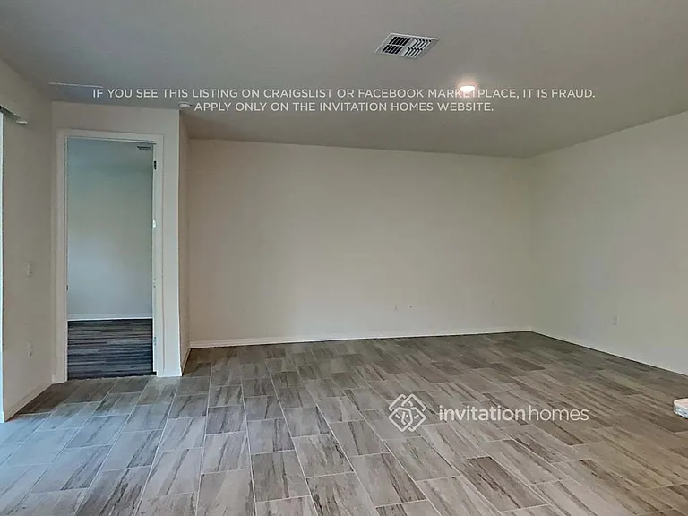 1523 Lyonsdale Ln — Photo 4