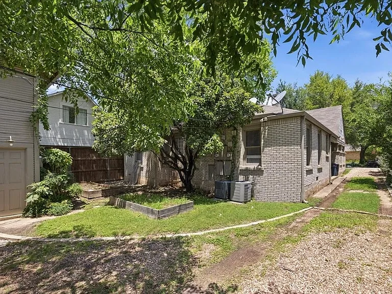 4617 Lafayette Ave — Photo 24