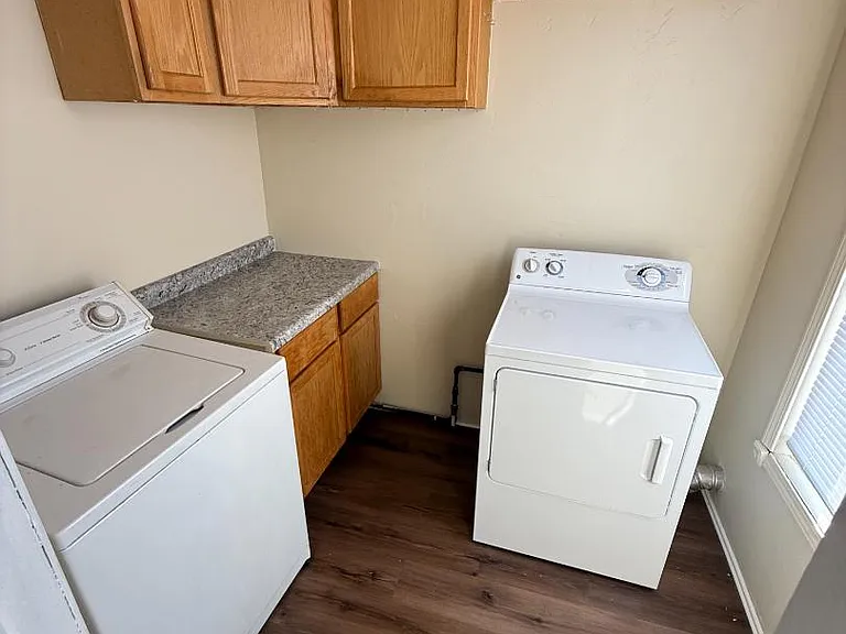 Unit Photo