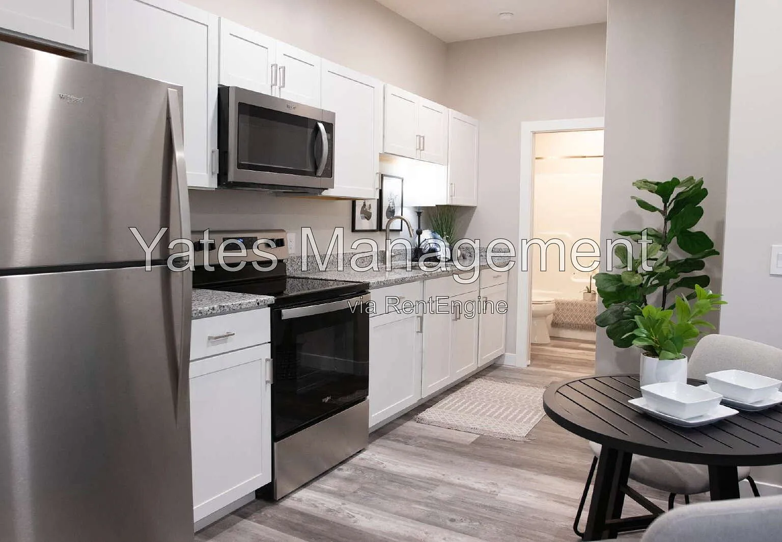 1 bed, 1.0 bath, 512 sqft, $1,145 — Photo 2
