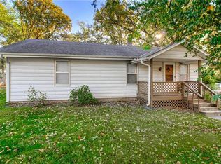 3701 NE Antioch Rd, Kansas City, MO 64117