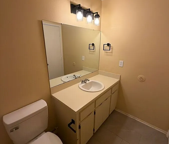 1090 Buttercup Dr — Photo 18