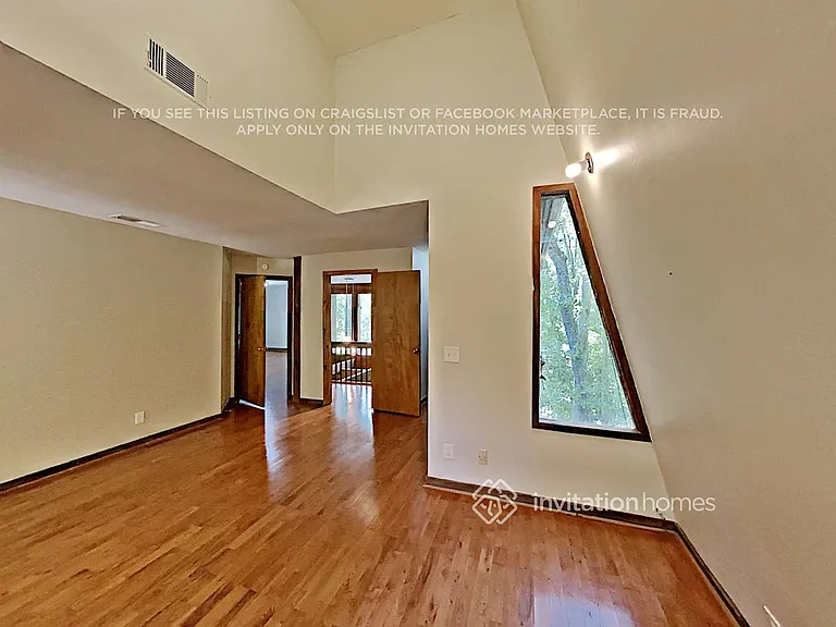 2955 Pond View Ct — Photo 10
