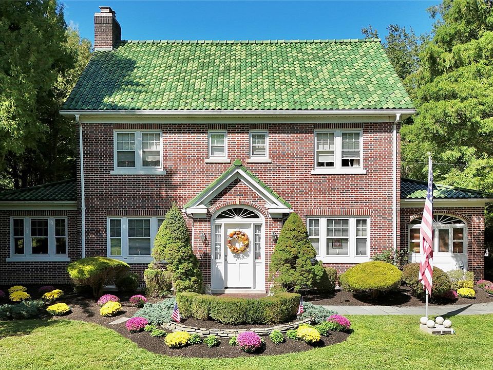 1st image of 20 Demarest Avenue