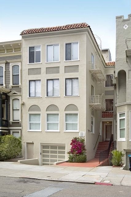 1st image of 1944 Green St