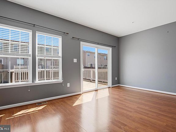 5th image of 111 Sandpiper Ct