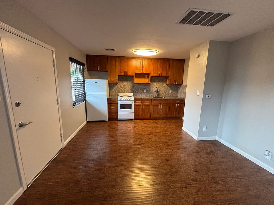1st image of 4410 Bassett St APT 7