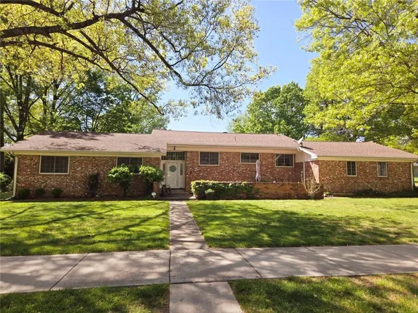 2202 S Homer St, Pittsburg, KS 66762