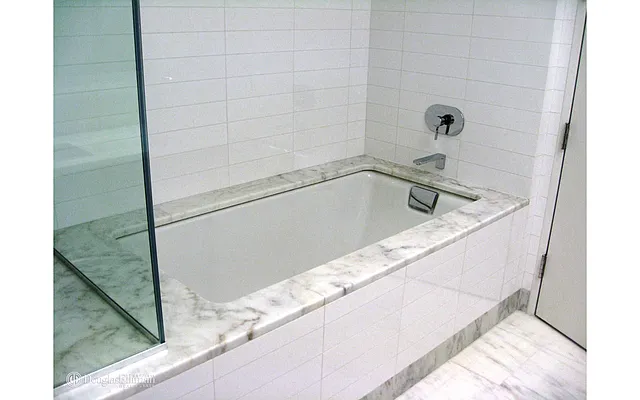 Rented by Douglas Elliman | media 19