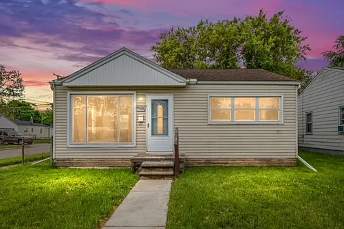 13164 Sidonie Ave Photo 1
