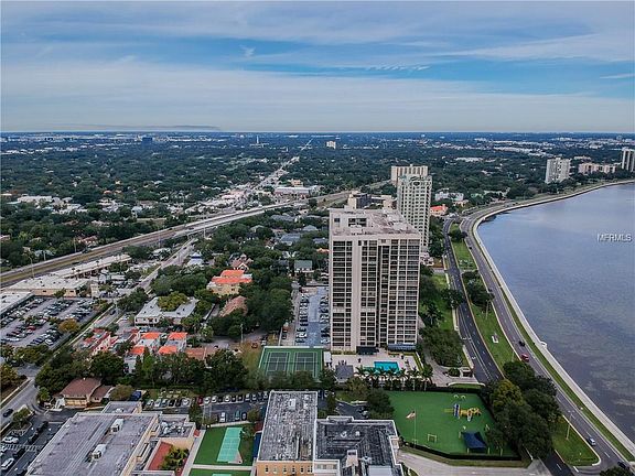 3rd image of 3325 Bayshore Blvd Unit C12