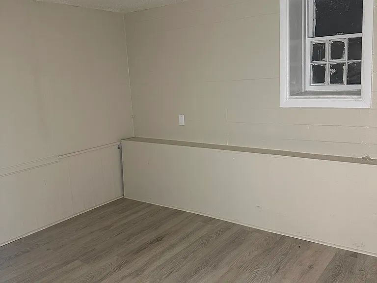 357 S Pkwy E #2 — Photo 10