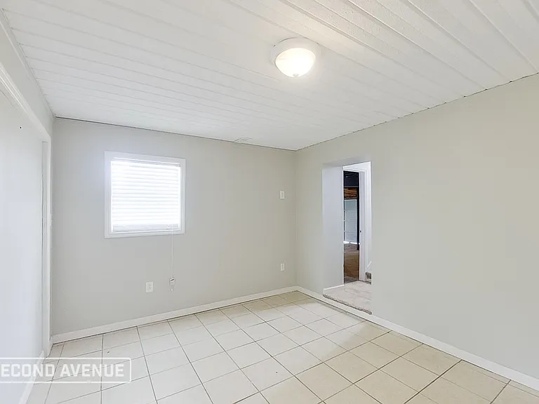 2341 9th Pl NW — Photo 8