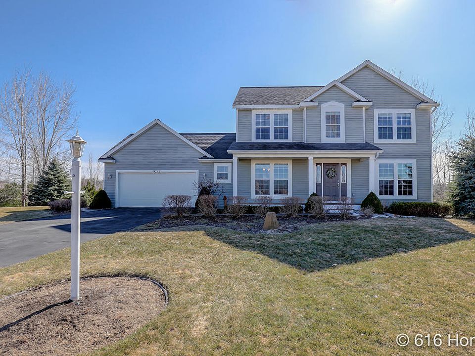 1st image of 9373 Crest Circle Dr NE