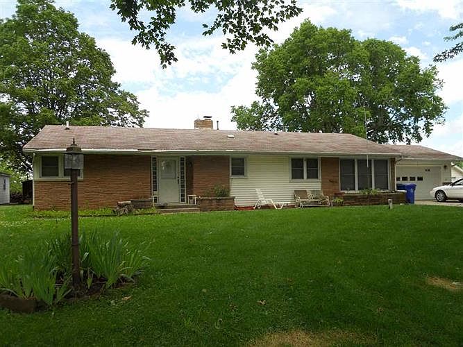 1st image of 408 Country Ln