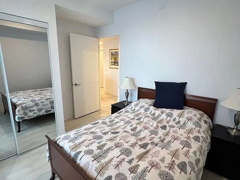7950 Bathurst St #1212 — Photo 18