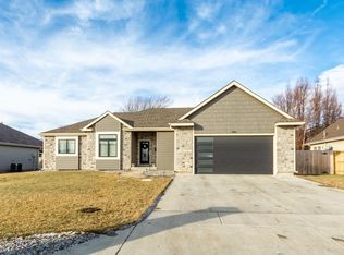 646 Pheasant Cir, Salina, KS 67401