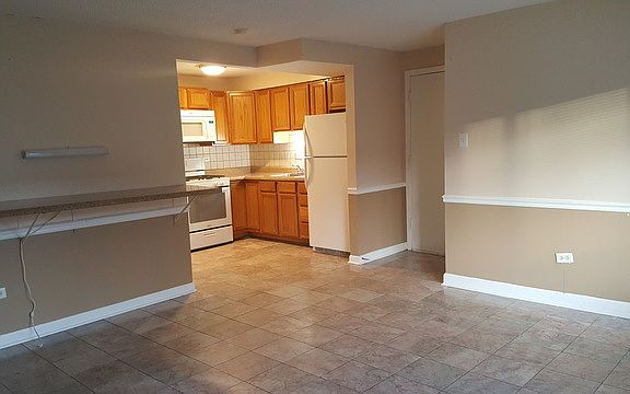 2nd image of 9997 Linda Ln
