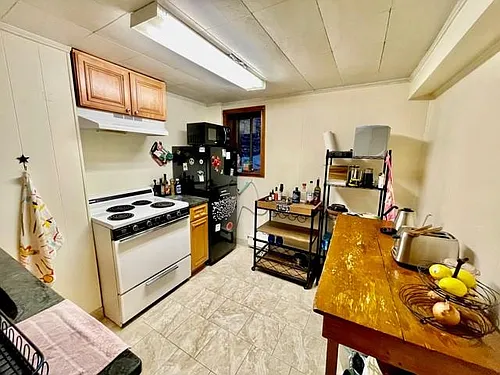 8 Margaret St Photo 1