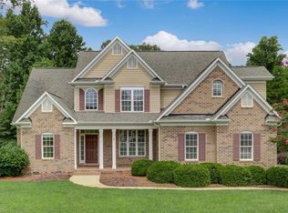 2174 Meadow Run Dr, Greensboro, NC 27455