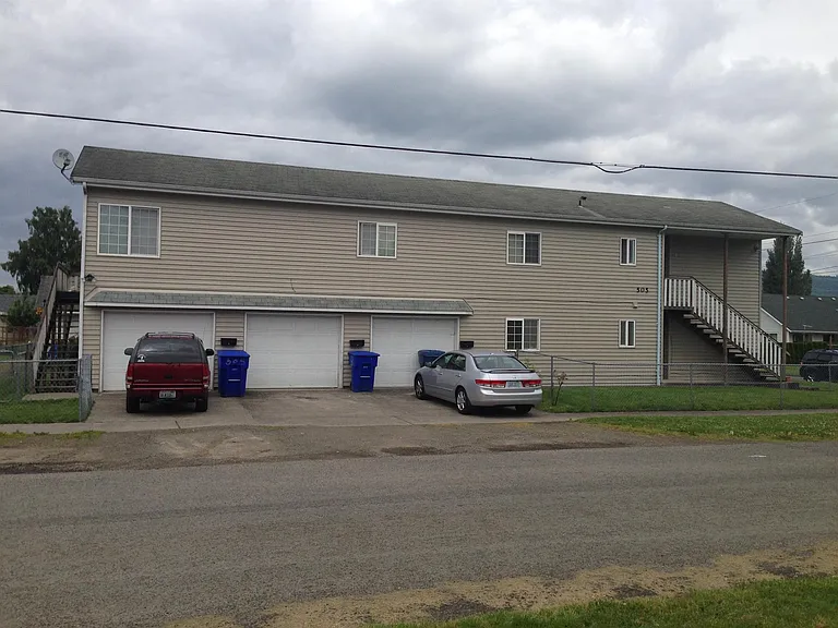 505 Cherry St #B — Photo 2