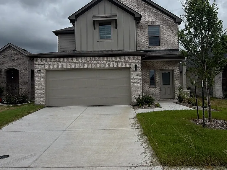 964 Dahlia Dr — Photo 1