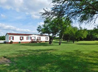 1229 Orange Hill Rd, Sealy, TX 77474