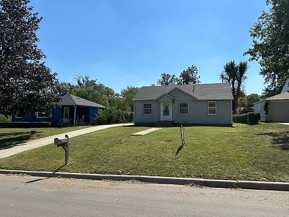 4th image of 411 W Pine St