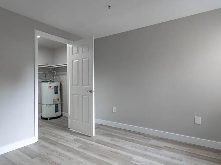 Redmond Park Apts — Photo 153