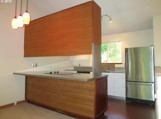 9413 SW 51st Ave, Portland, OR 97219