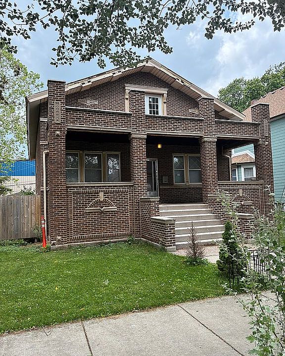 1st image of 1826 Laporte Ave