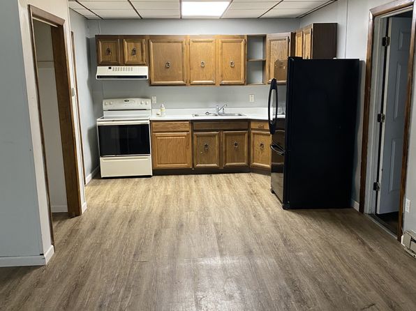 16 E Main St #11380974