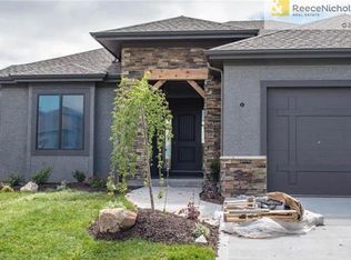 9931 Warwick St, Lenexa, KS 66220