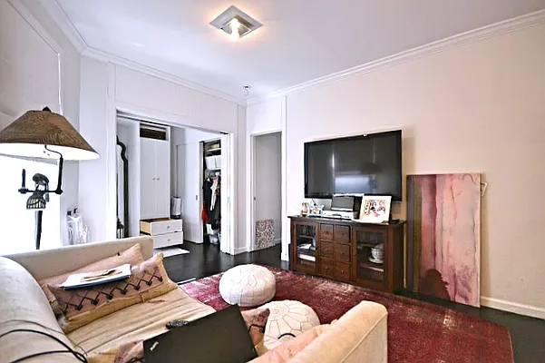 Rented by Bold New York | media 52