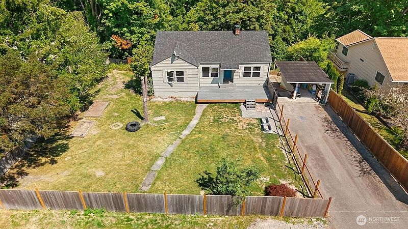 2nd image of 307 4th Street