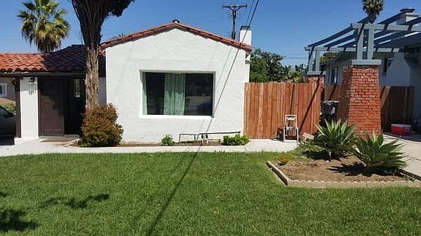 1st image of 1147 1/2 Scofield Dr