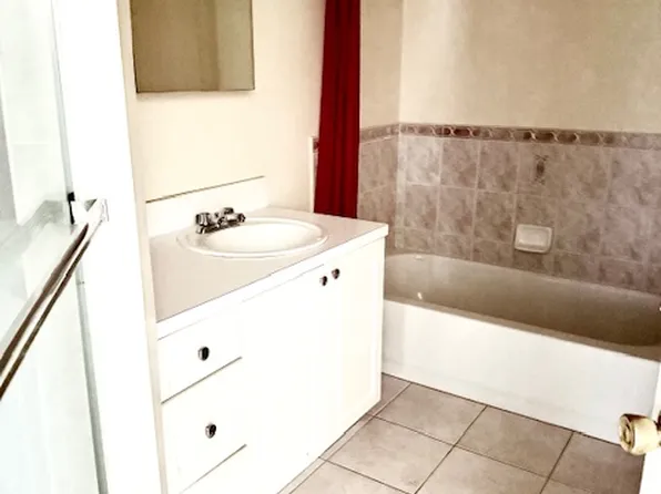 22 Ragazzi Lane image 12 of 15