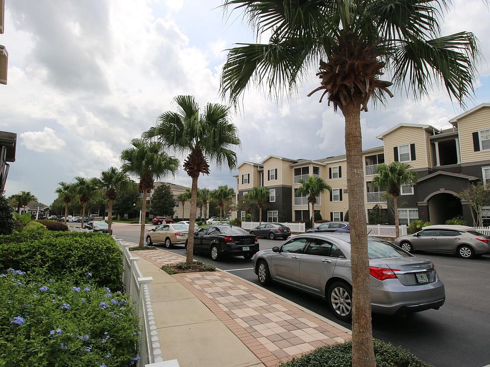 1st image of 10208 Sandywood Dr #10208