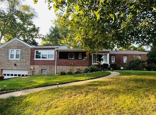 2699 Abington Rd, Akron, OH 44333