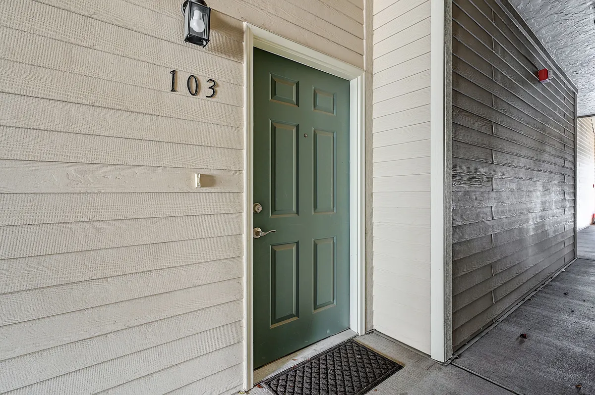 Building Photo - 8309 S Independence Cir #103
