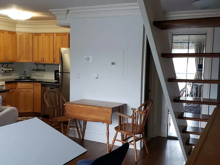 291 Hope St #B5 — Photo 13