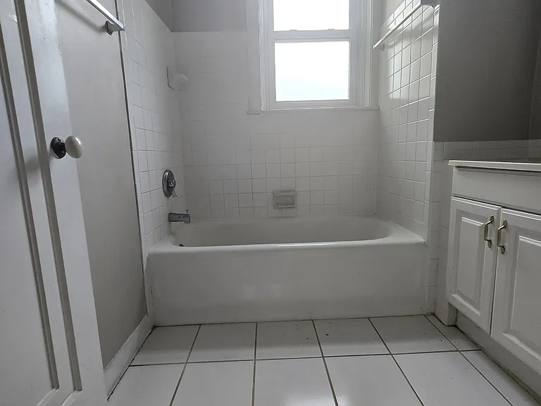 7208 Zephyr Pl — Photo 9